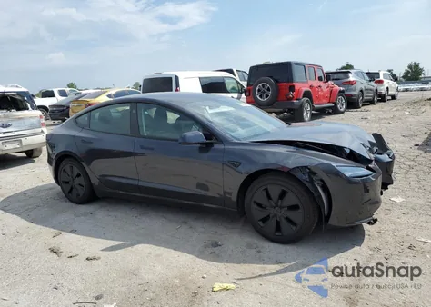2025 Tesla Model 3 from USA, damaged, VIN 5YJ3E1EA0SF983739